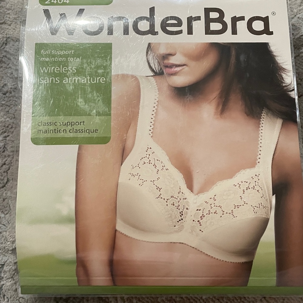 Wonderbra Wireless Full Support Bra - Soft Cream NWT